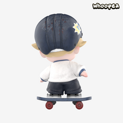 POP MART DIMOO WORLD × VANS Ride The Dream Figure