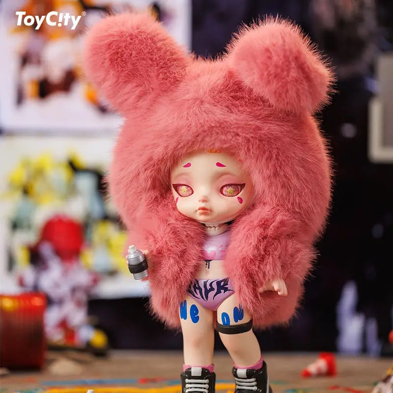 TOYCITY LAURA Figure, 150% 200% 400% Limited