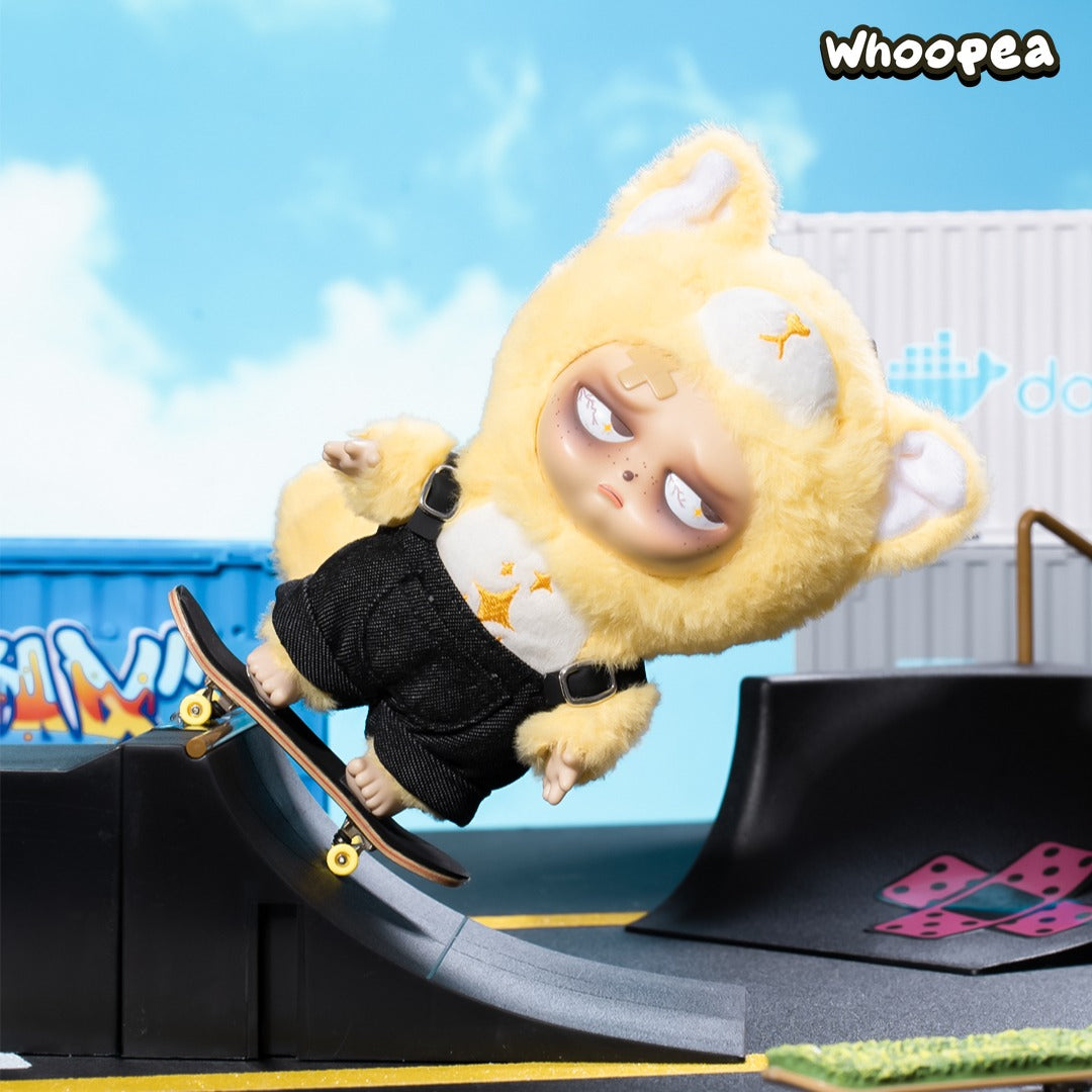Sleepless Grumpipi V1 Let's Hang Out Series Hanging Card